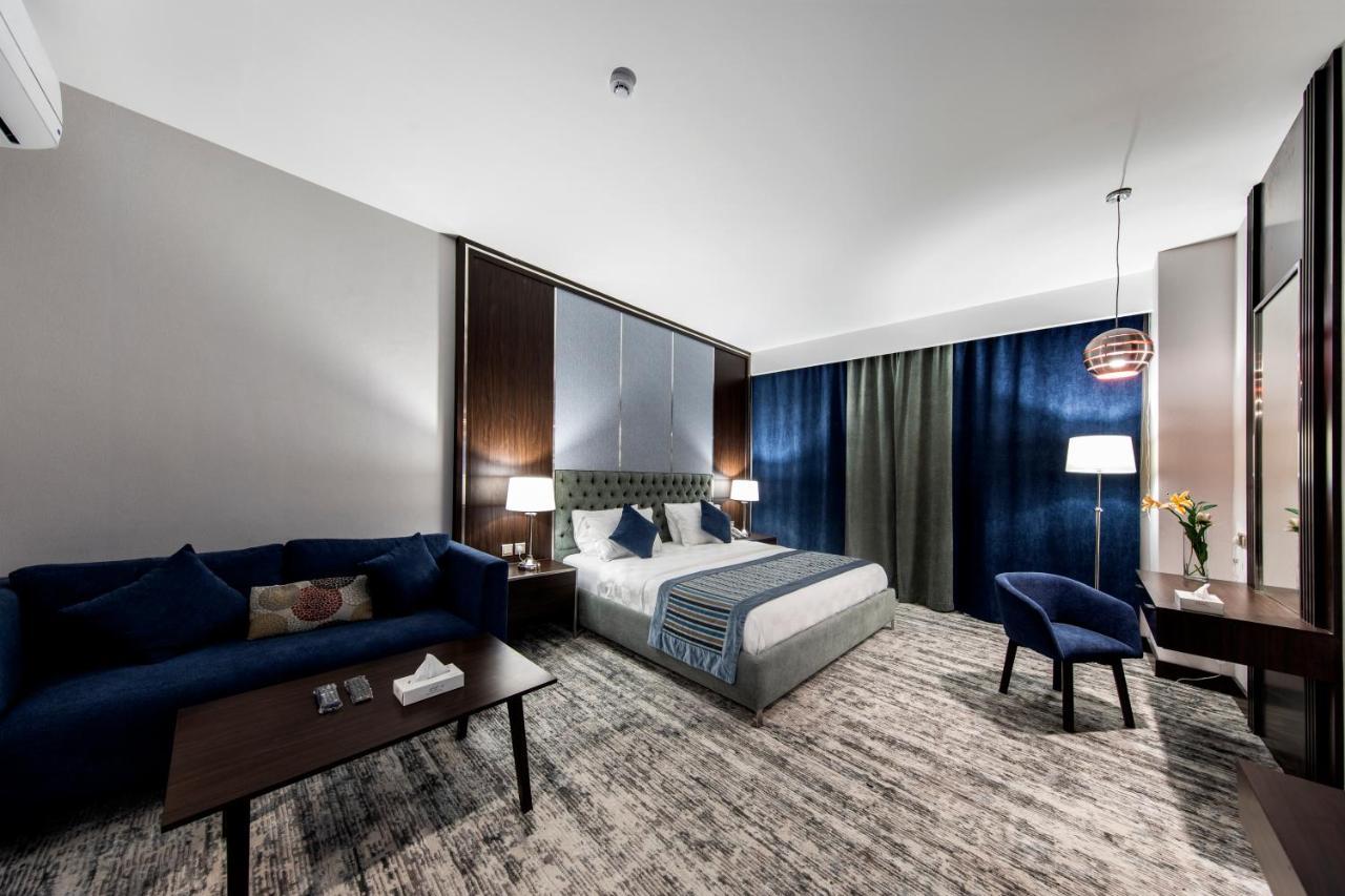 Aparthotel Lily Mubarraz 3*