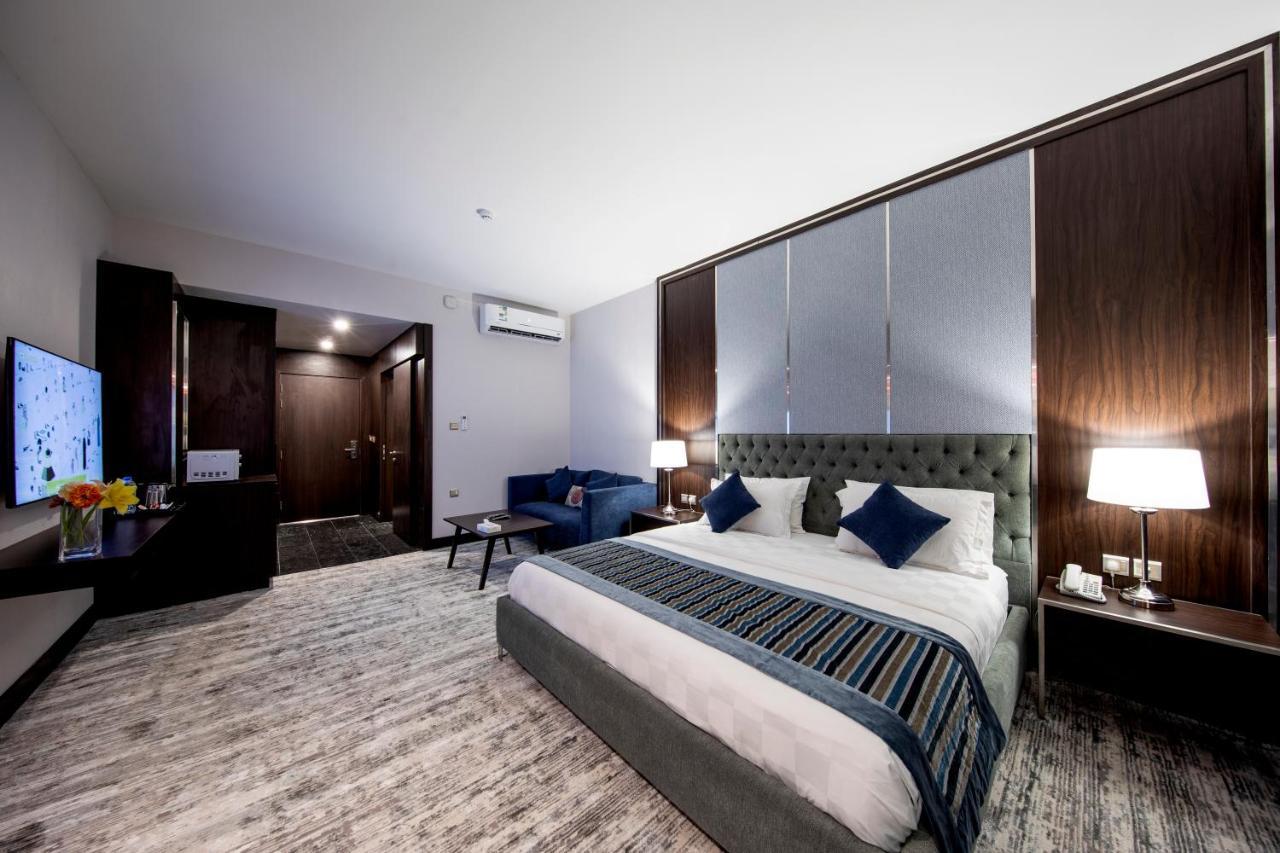 Lily Mubarraz Aparthotel 3*